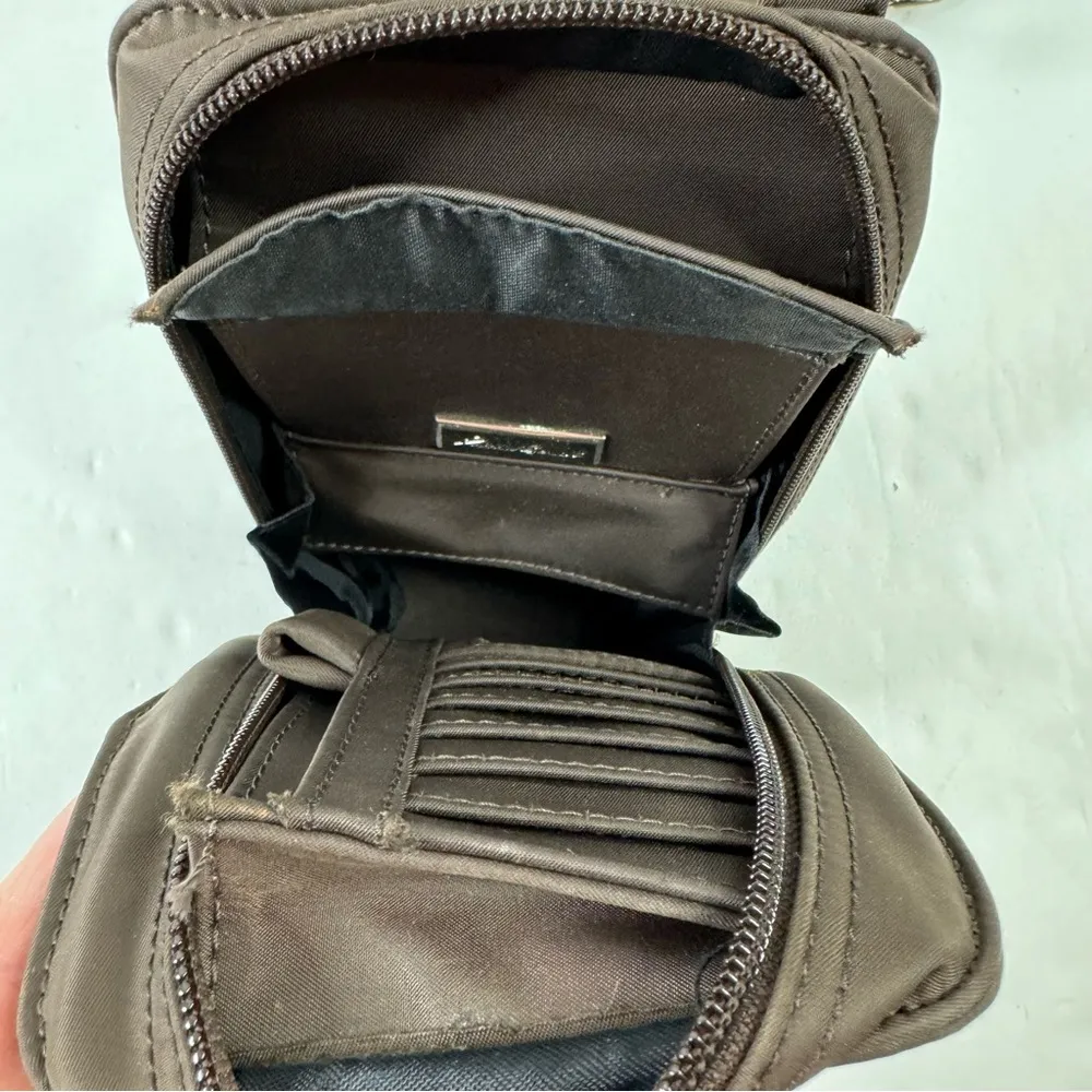 Eddie Bauer  Crossbody - Image 3