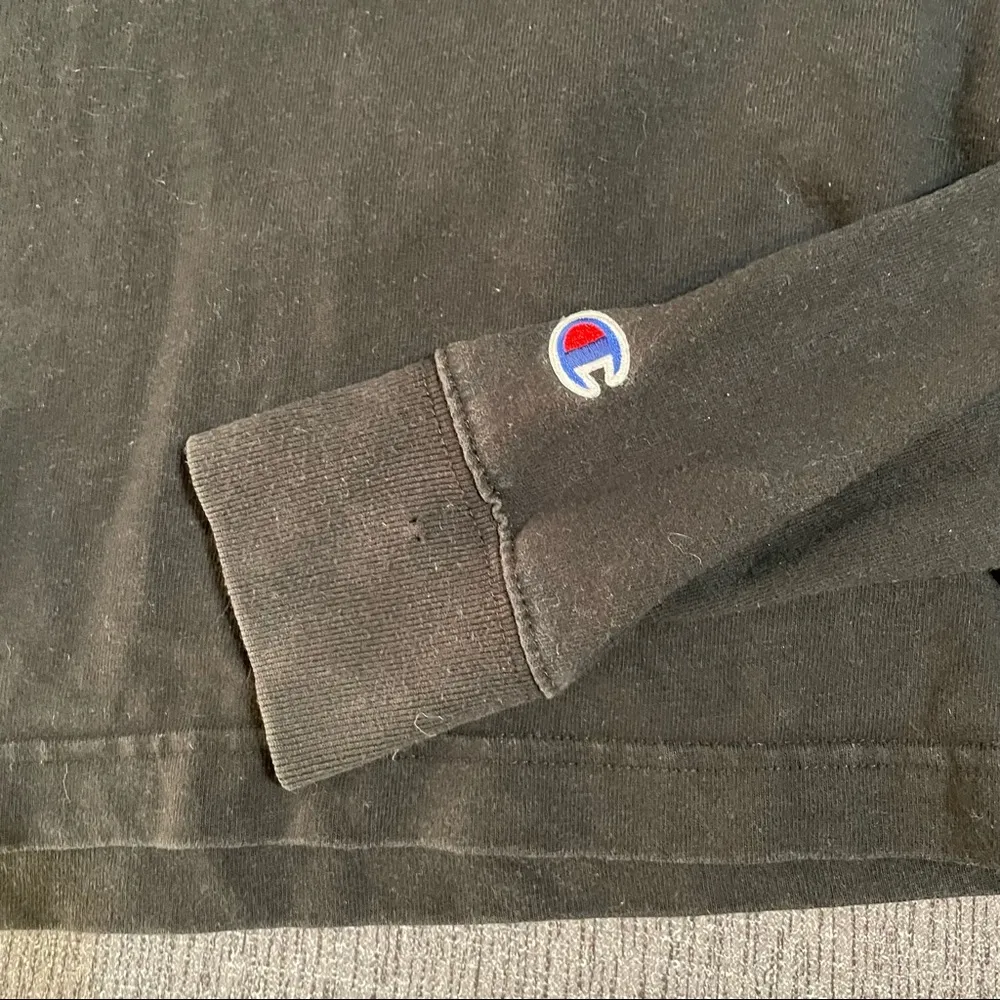 Champion Women’s Cropped Sweatshirt - Image 6