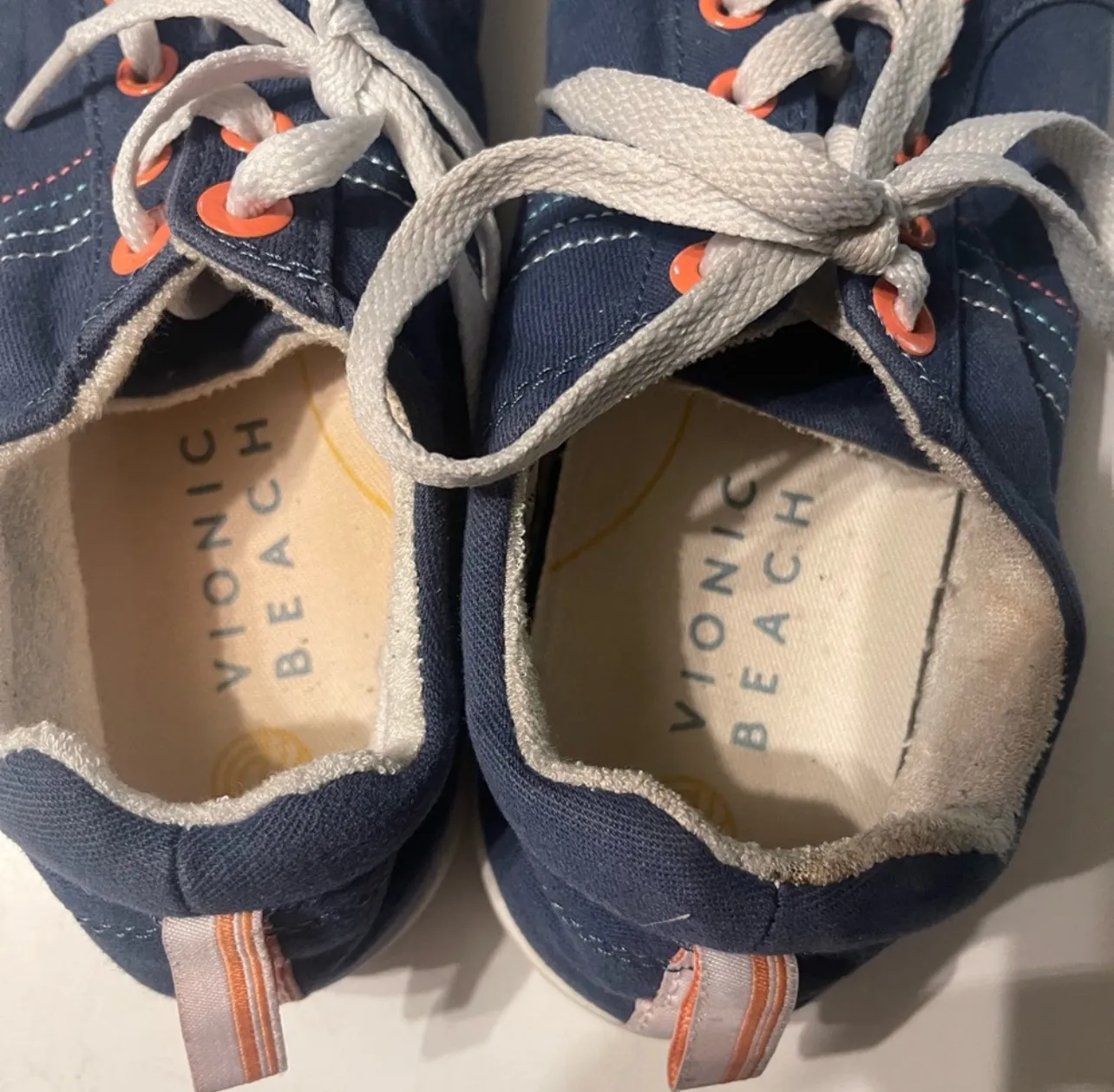 Vionic Women’s 7 Navy Blue Canvas Stinson Sneakers - Image 5