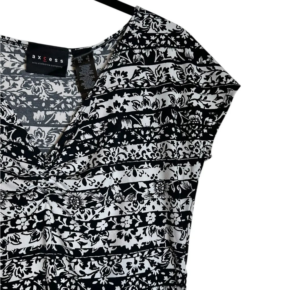 Access Womens Y2K Ruched V - Image 5