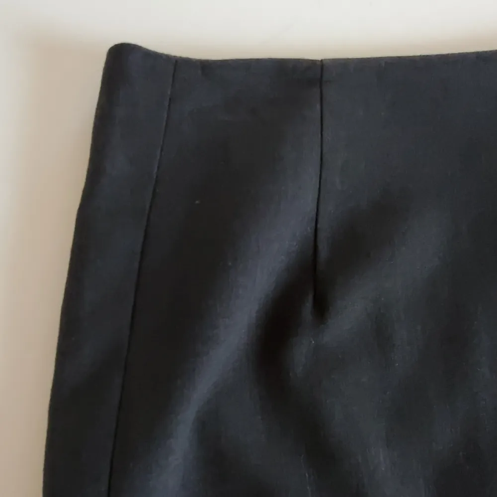 The Limited pencil skirt size 4 - Image 2