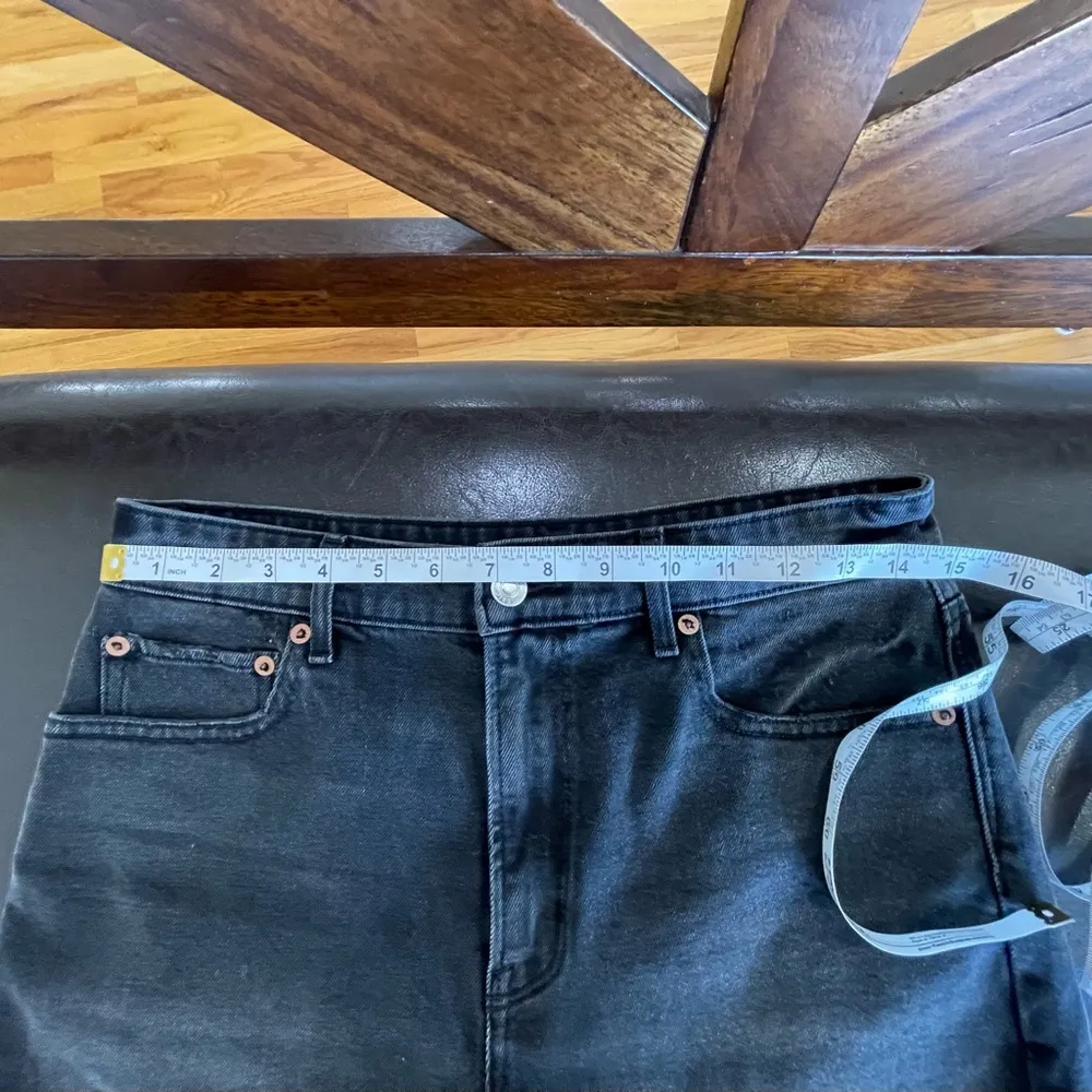 American Eagle highest rise 90's boyfriend short festival concert summer stretch - Image 3