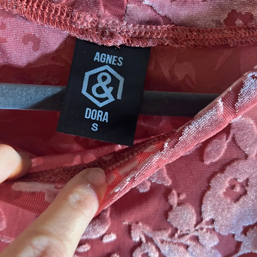 Agnes & Dora Pink Boxy Relaxed Crop Top - Image 2