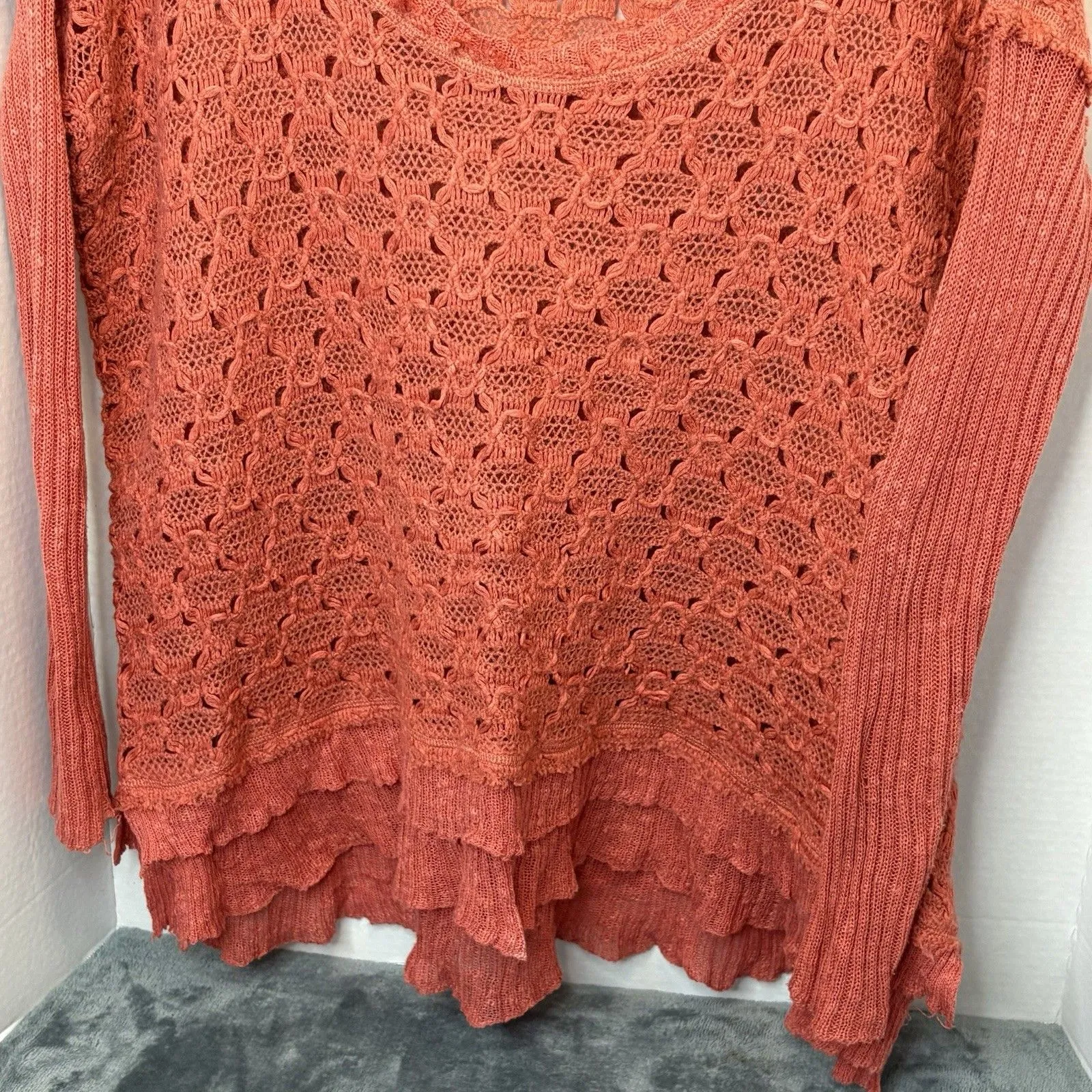 Free People Windows To My Soul Open Knit Ruffle Hem Crochet Sweater Sz S Boho - Image 3