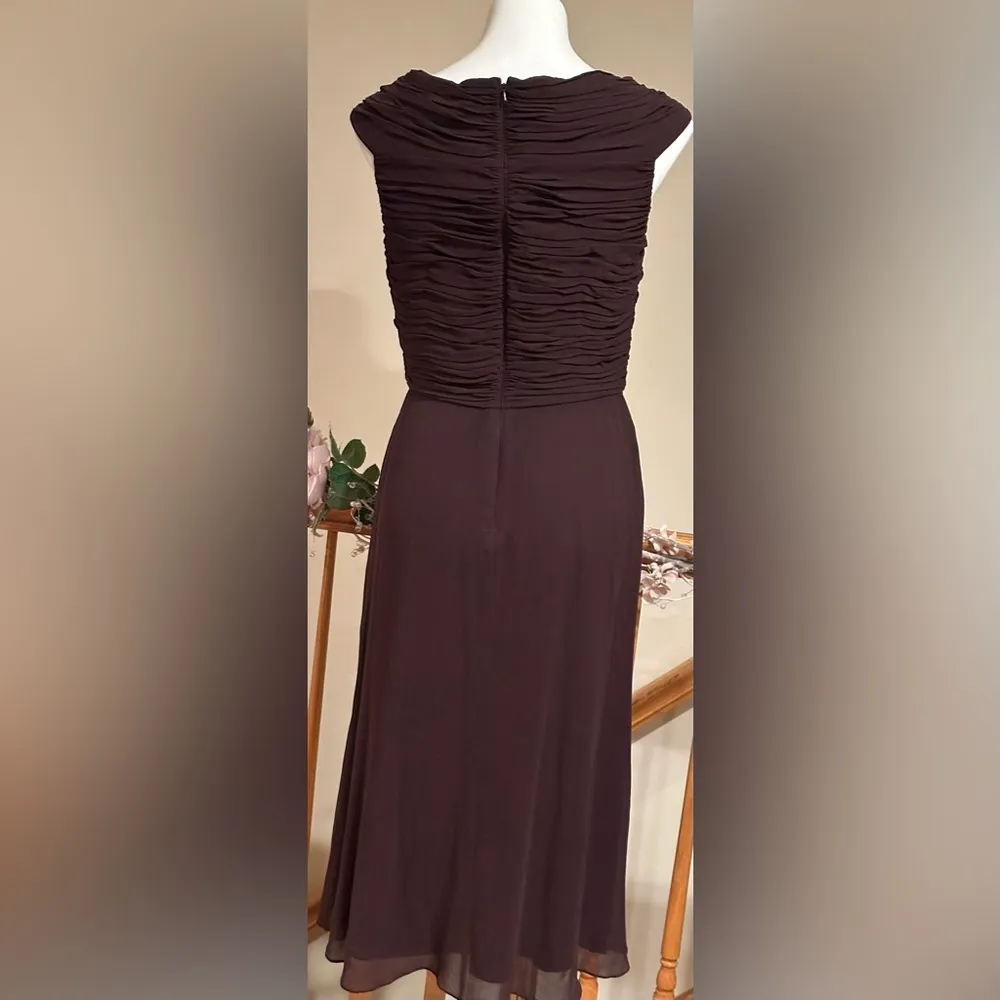 Tadashi Collection Brown Shell 100% Silk Chiffon V-Neck Twist Front Sz 12 - Image 3