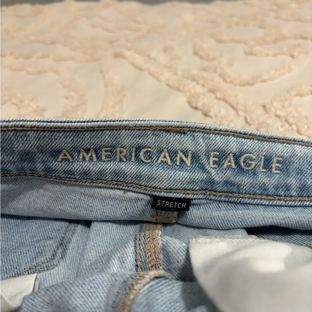 American Eagle mom jeans size 4 - Image 5