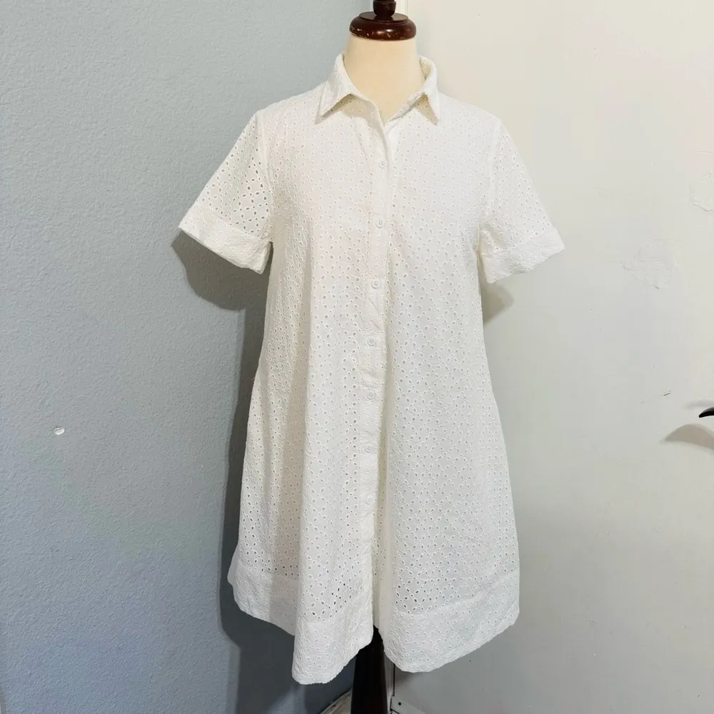 Lisa Marie Fernandez for Target White Eyelet Button - Image 3