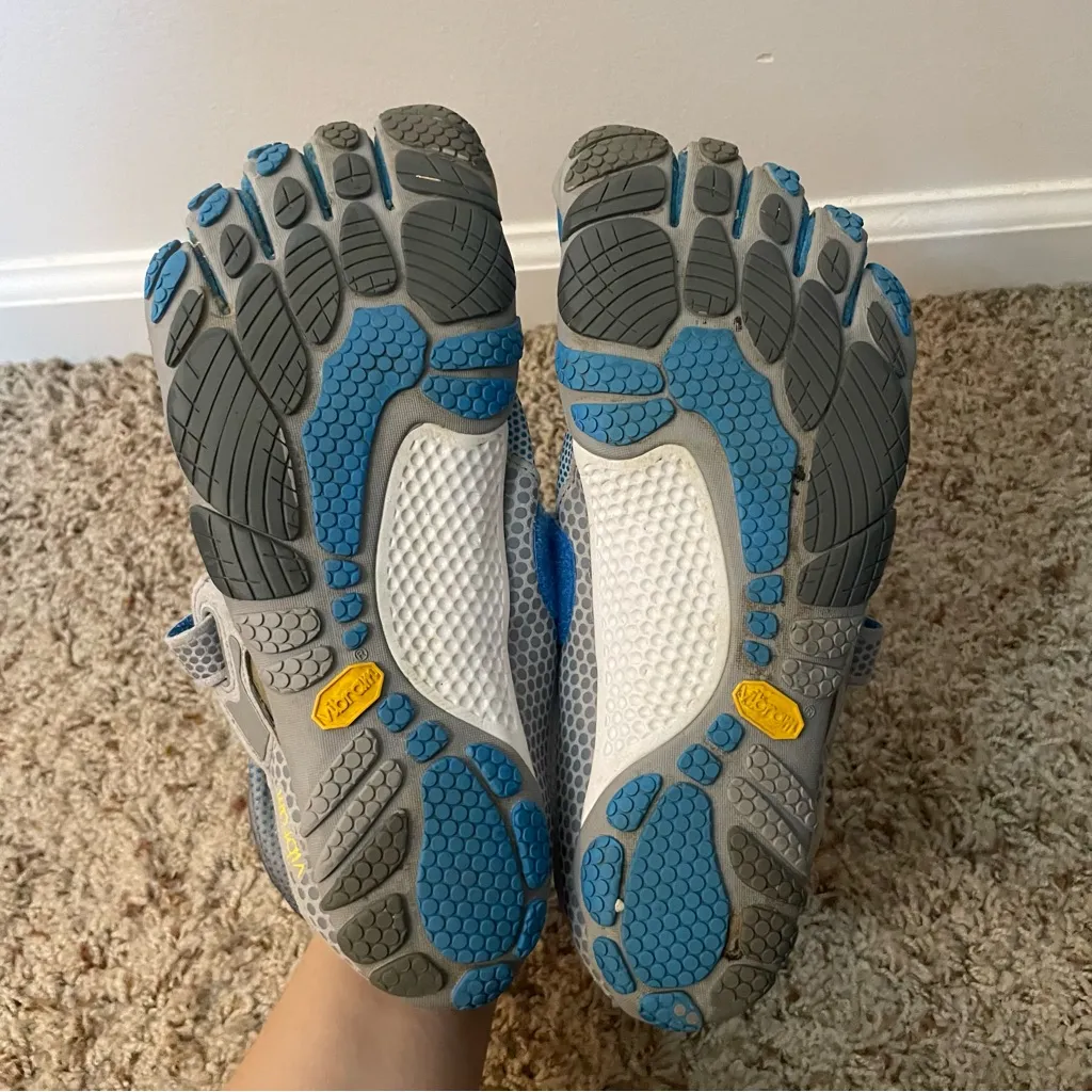 Vibram Fivefingers Blue Gray Bikila Mesh Running Shoes Womens Size 40 EU - Image 4
