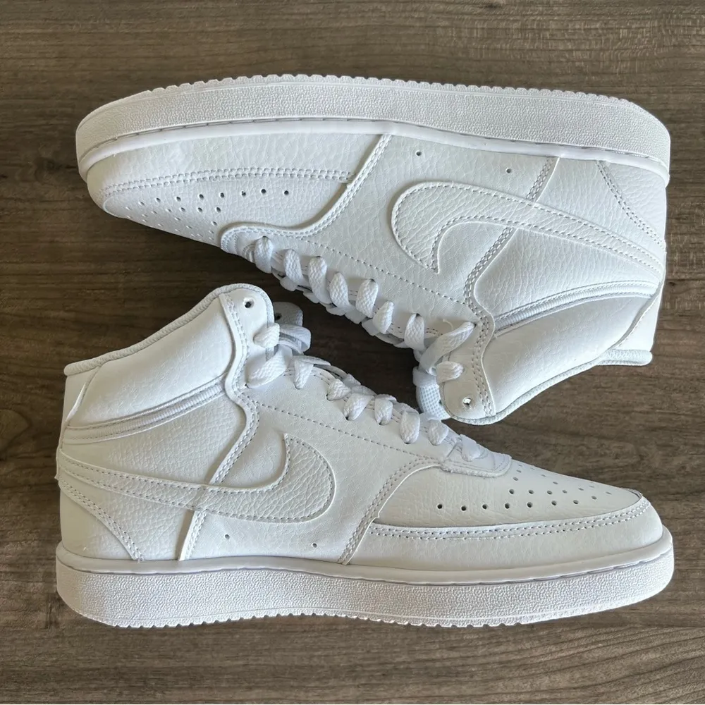 NEW NIKE Women's Court Vision Mid Triple White Shoe Size 8 #B1417 - Image 4