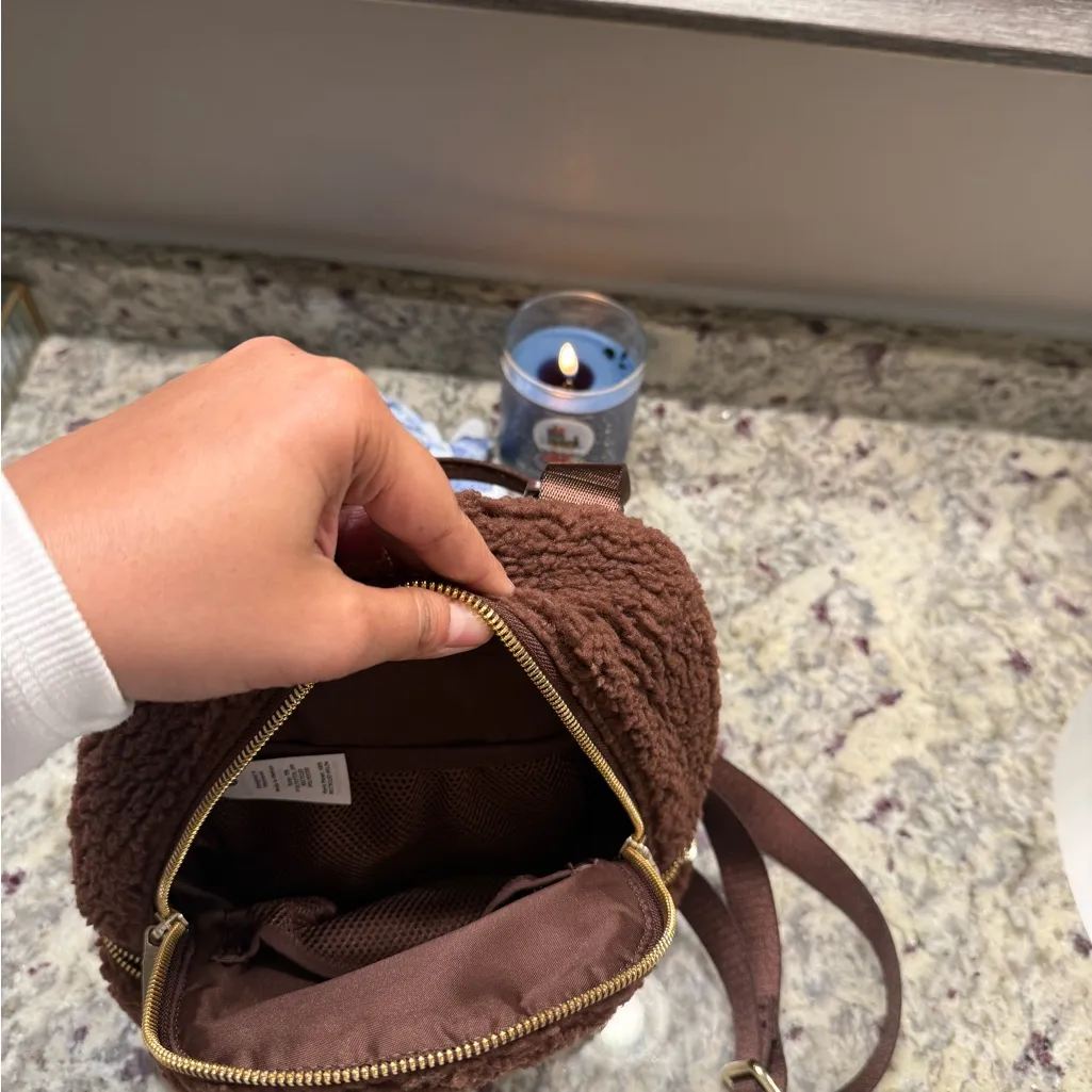 Lululemon Brown Sherpa Mini Backpack Travel Hiking - Image 9