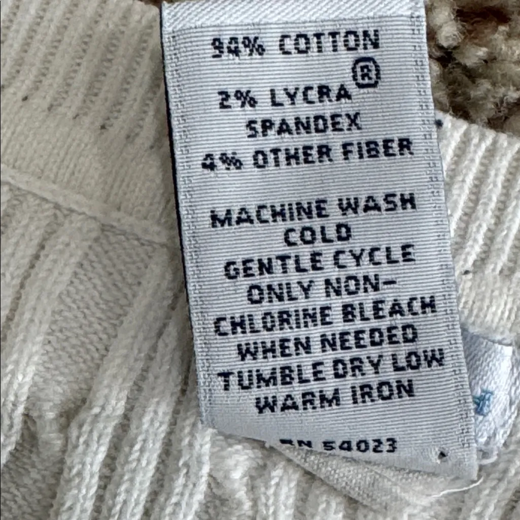 Gap Cable Knit sweater Top stretchy in off white size M - Image 3