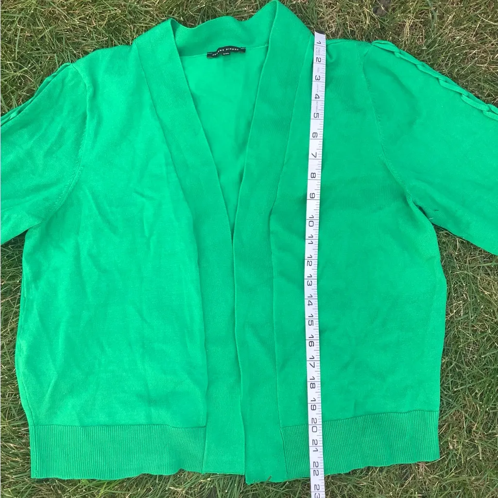 Pretty button less cardigan 💚💚NWOT - Image 10