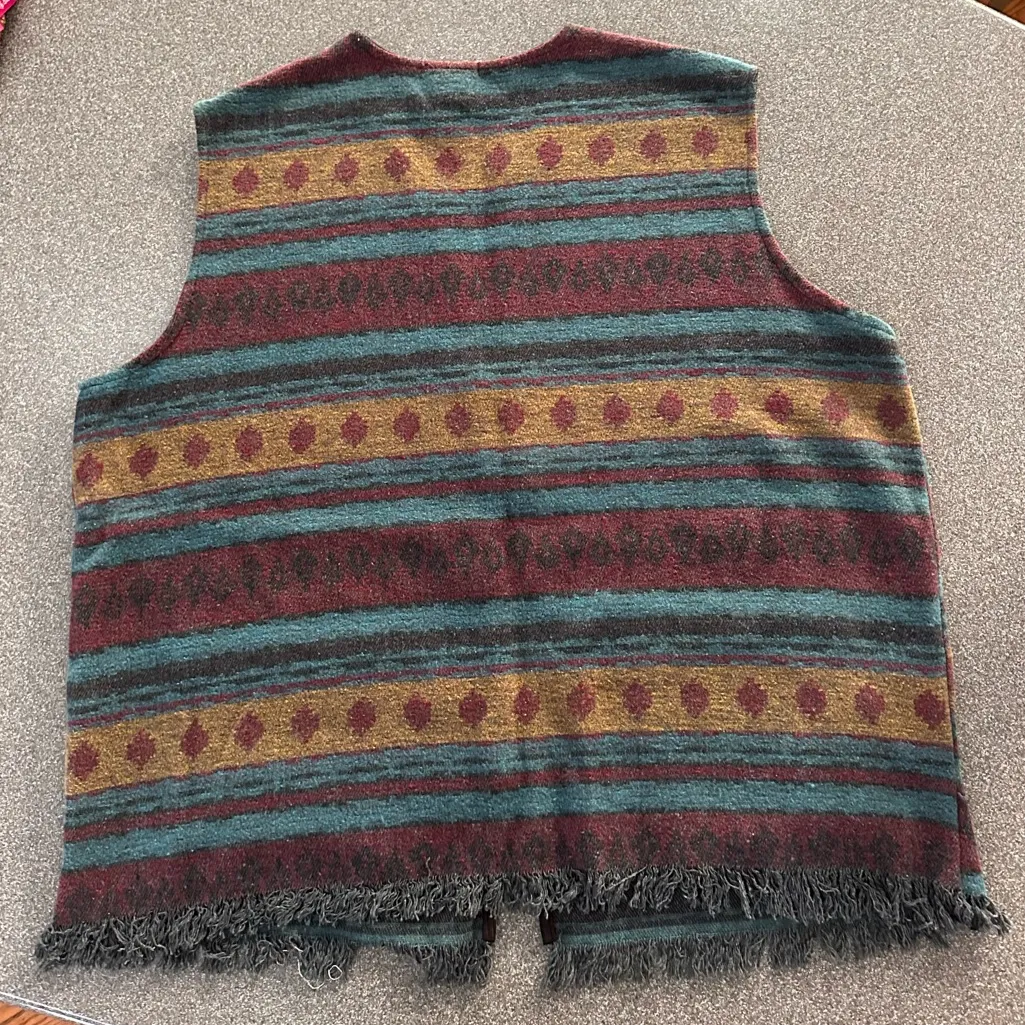 Vintage Cotton Blend Southwestern Tribal
Vest Button Up Fringe Pockets Size undefined - Image 2