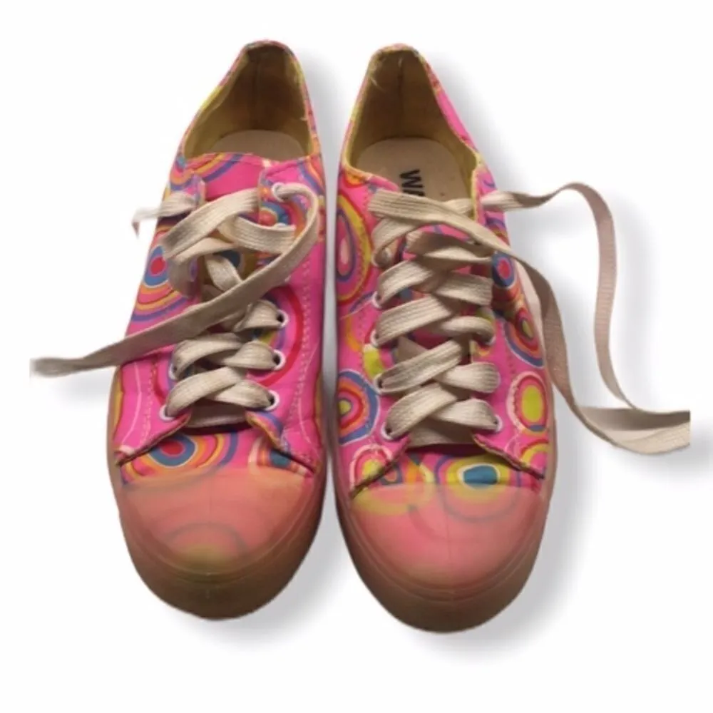 Wanted Dynamite Pink Printed Sneakers Women’s Size 6 Made in Italy - Image 2
