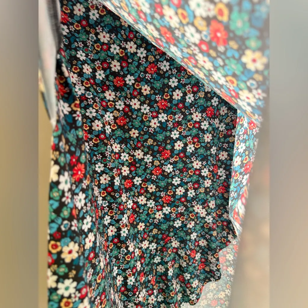 Lands' End Multicolor Floral swim skirt size medium 10/12 Red - Image 4