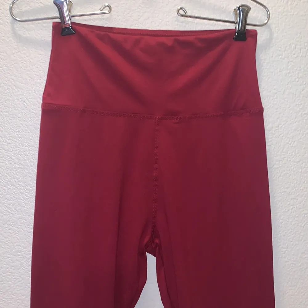 Amazon Red high waist capri yoga gym workout leggings - Image 2