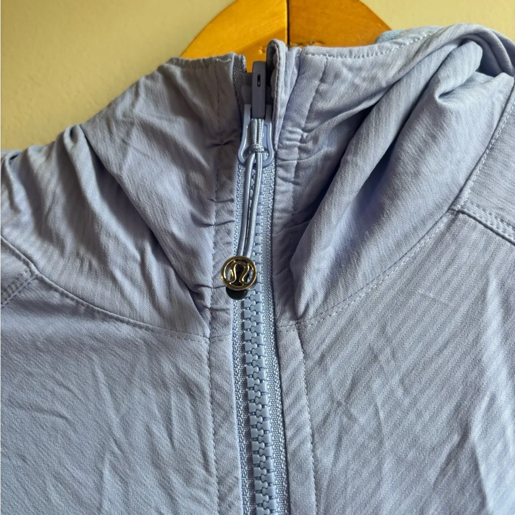 Lululemon In Flux Jacket Purple Lullaby Lightweight Water Repellant size 6 - Image 5