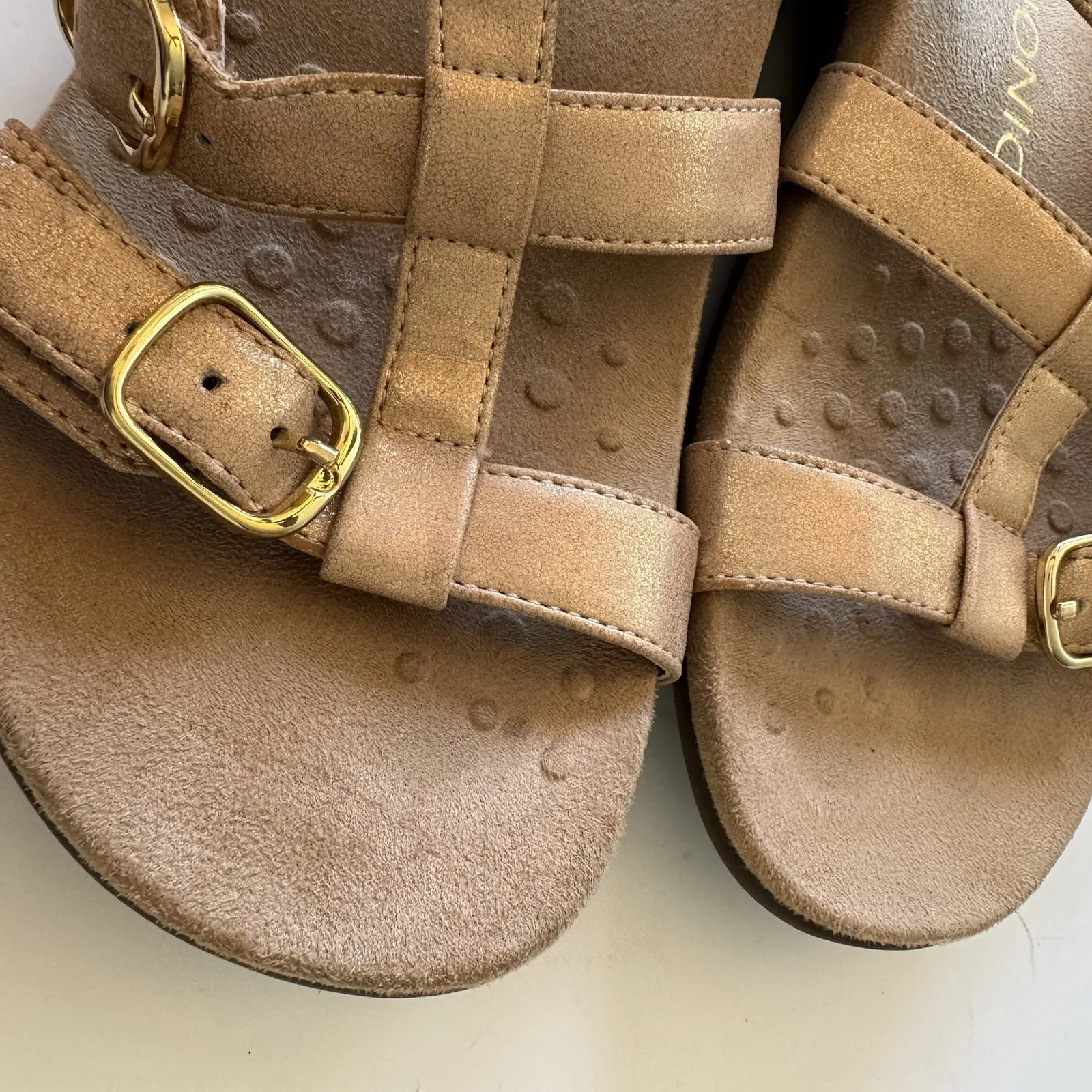 Vionic  Misa Rose Gold Women's Size 8  Hook & Loop Slip On Three Strap Sandals - Image 4