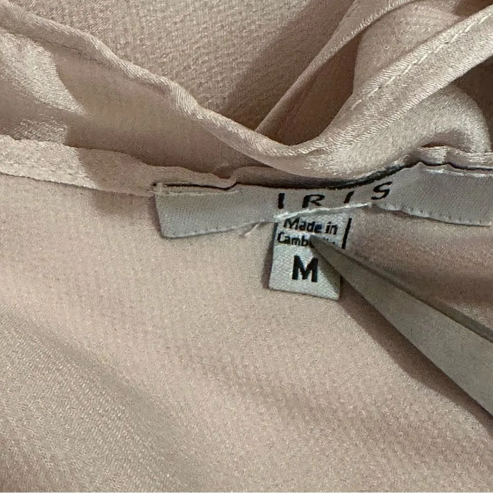 Iris Light Pink Blouse Sz M - Image 3