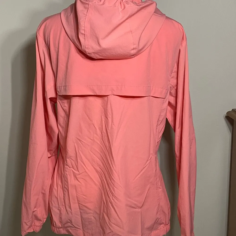 Lightweight Gorpcore Outdoor Chic Hooded Jacket Women’s Coral Pink Size Large - Image 7