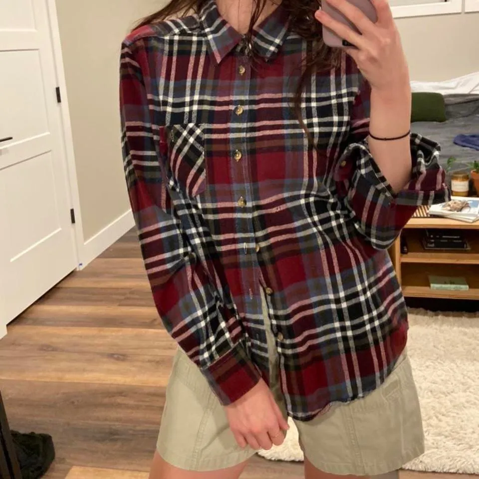 Burgundy long sleeve plaid flannel 🔥 Red Size M - Image 3