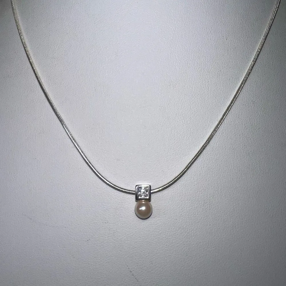 Carolee‎ Vintage Faux Pearl and Rhinestone Charm Necklace Silver - Image 3