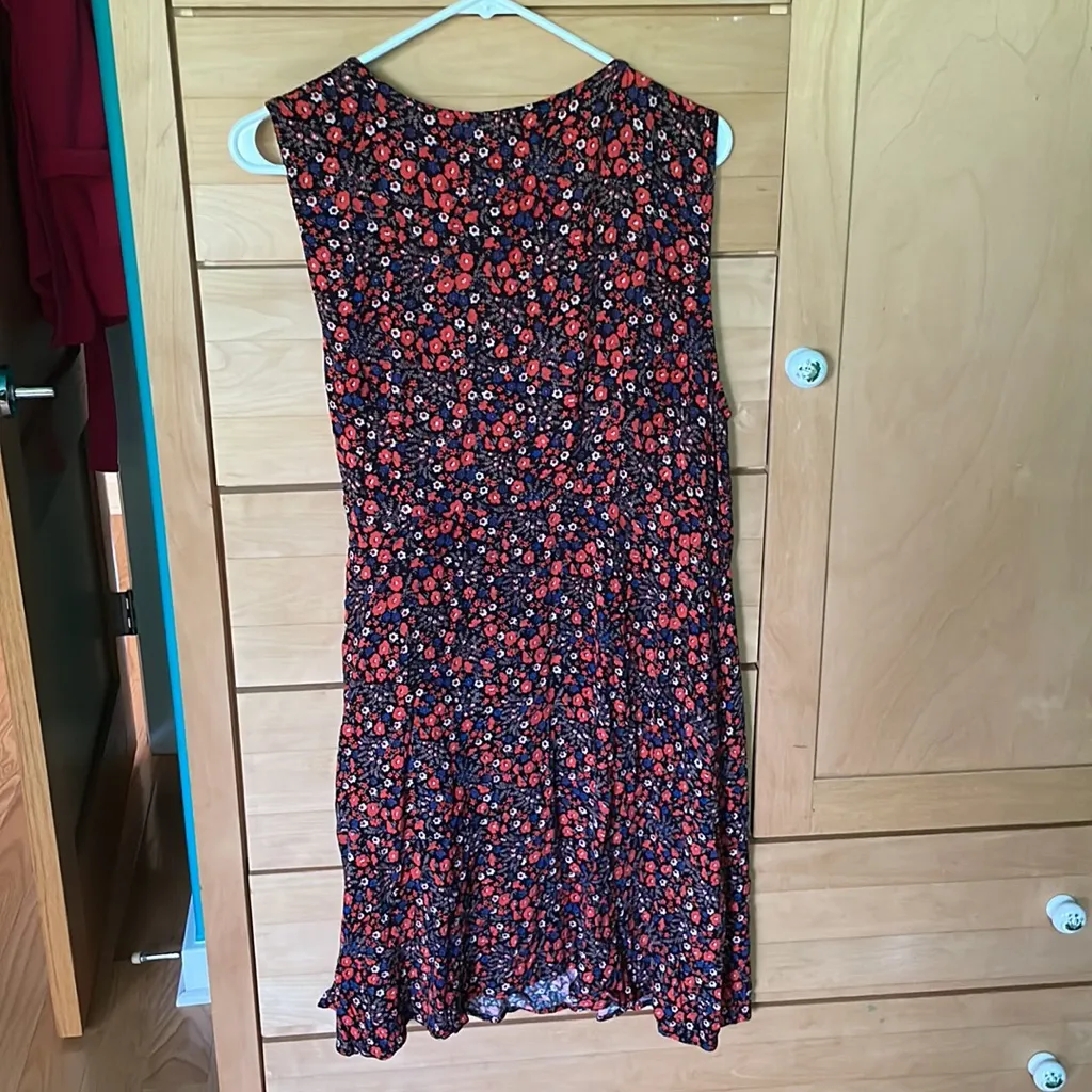 Universal Thread WRAP DRESS Sleeveless Floral Red Black Rayon Summer Cute - Image 4