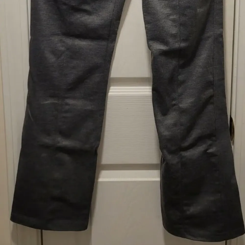 NWT Women’s Sociology Fit-to-Flatter Ponte Pants Charcoal Small - Image 8