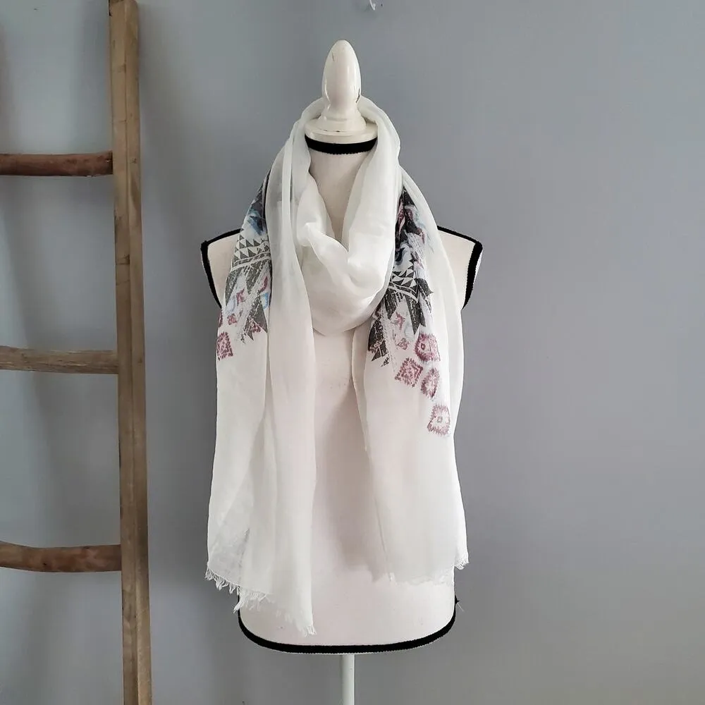 White Large Lightweight Aztec Pattern Fringe Hemmed Scarf - Image 4