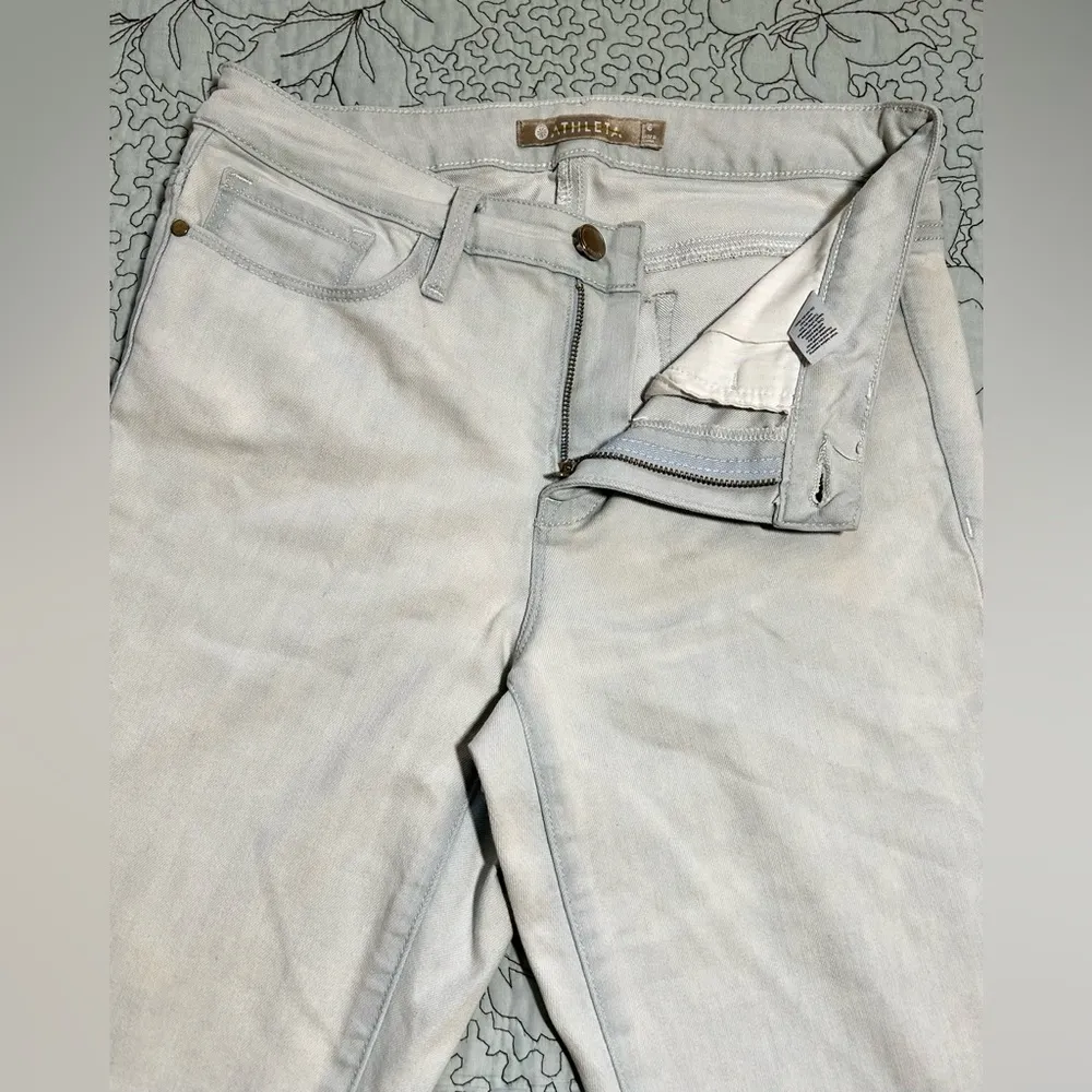 ATHLETA Sculptek Stretch Technology Skinny Crop Jeans in Glacier Wash  Sz 6 - Image 5