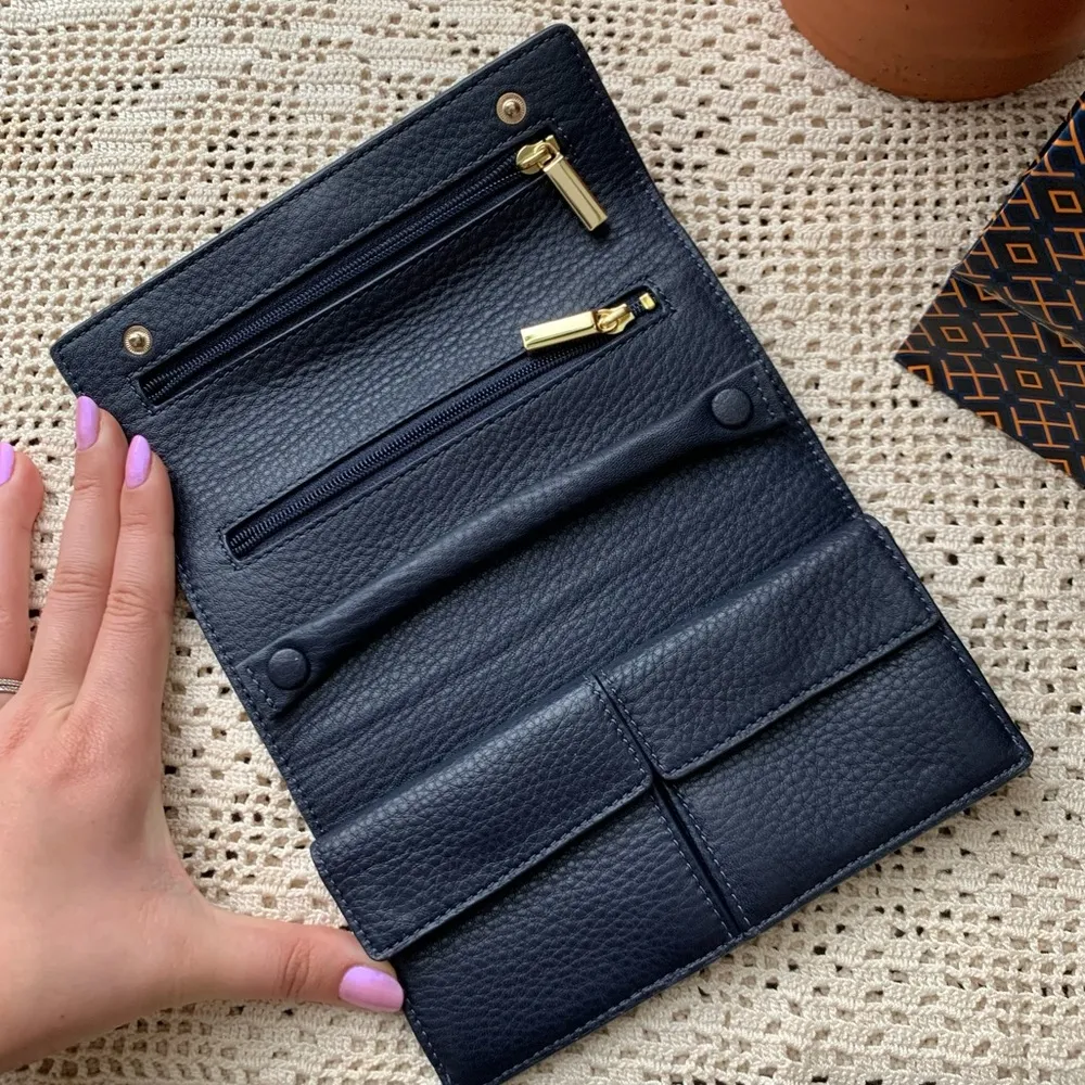 Tory Burch  Navy Landon Jewelry Roll - Image 2