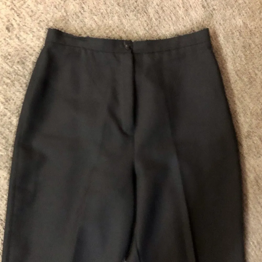 Vintage Queens - Image 5