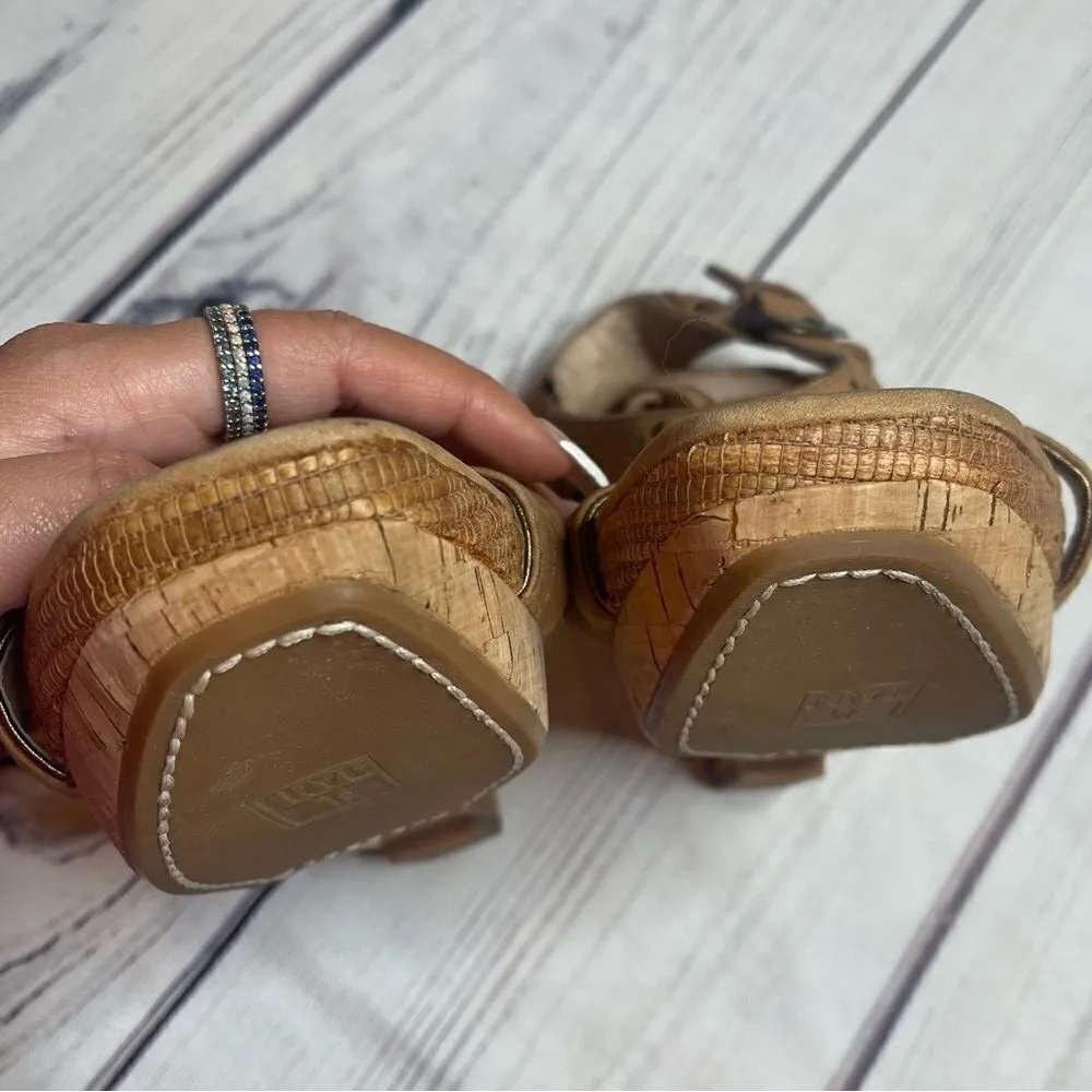 FRYE Bridget Ornament Tan Leather Wedge Heel Sandals Women's Size US 9.5 M 73441 - Image 6