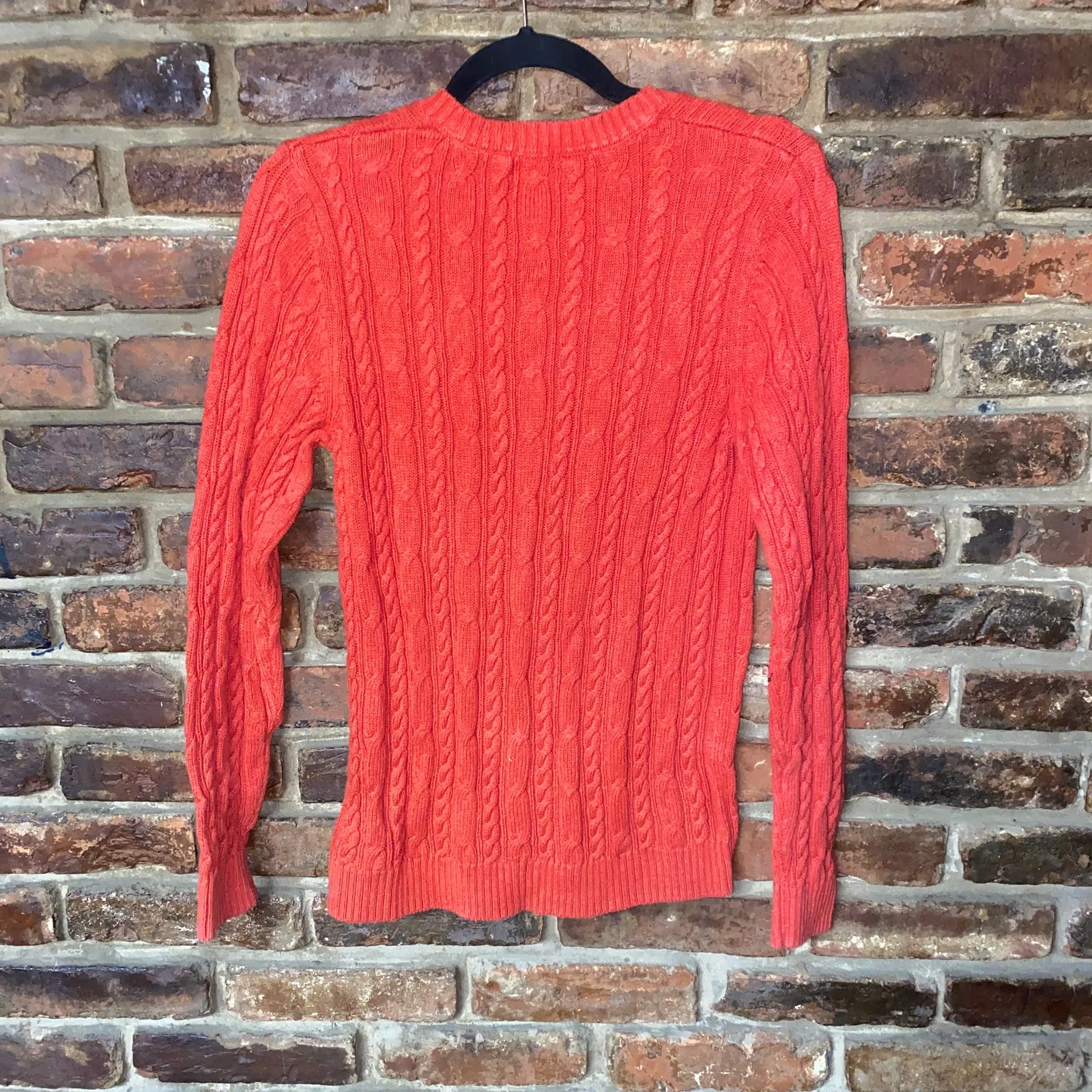 Croft & Barrow Salmon Red V-Neck Pullover Sweater Women's Size Medium - Image 5