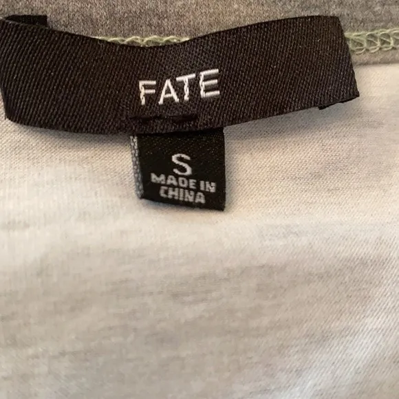 Fate Camouflage top from South Moon Under, size small Green - Image 5