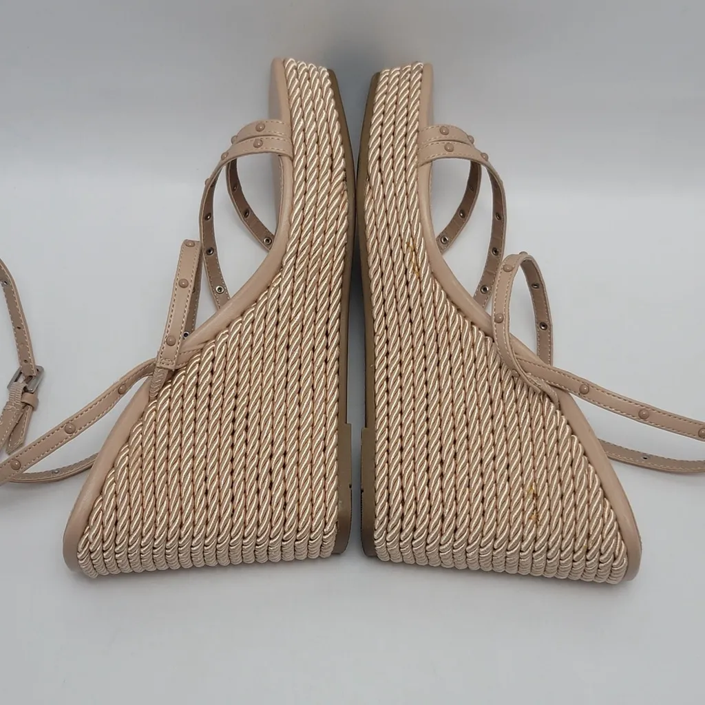 Marc Fisher Zig Wedge Sandal Studded Faux Leather Light Natural Women’s 8.5M NIB - Image 7