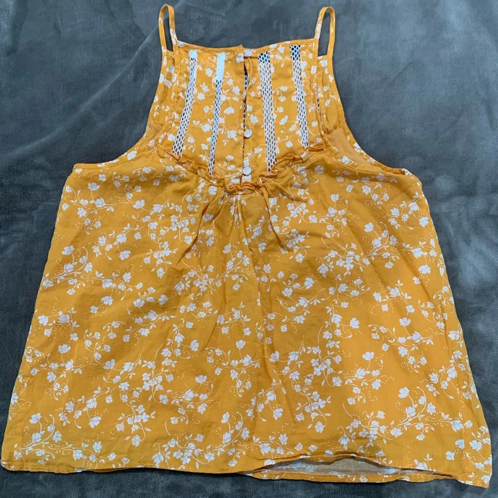 Anthropologie Maeve Martell yellow floral ruffle halter top size M - Image 9