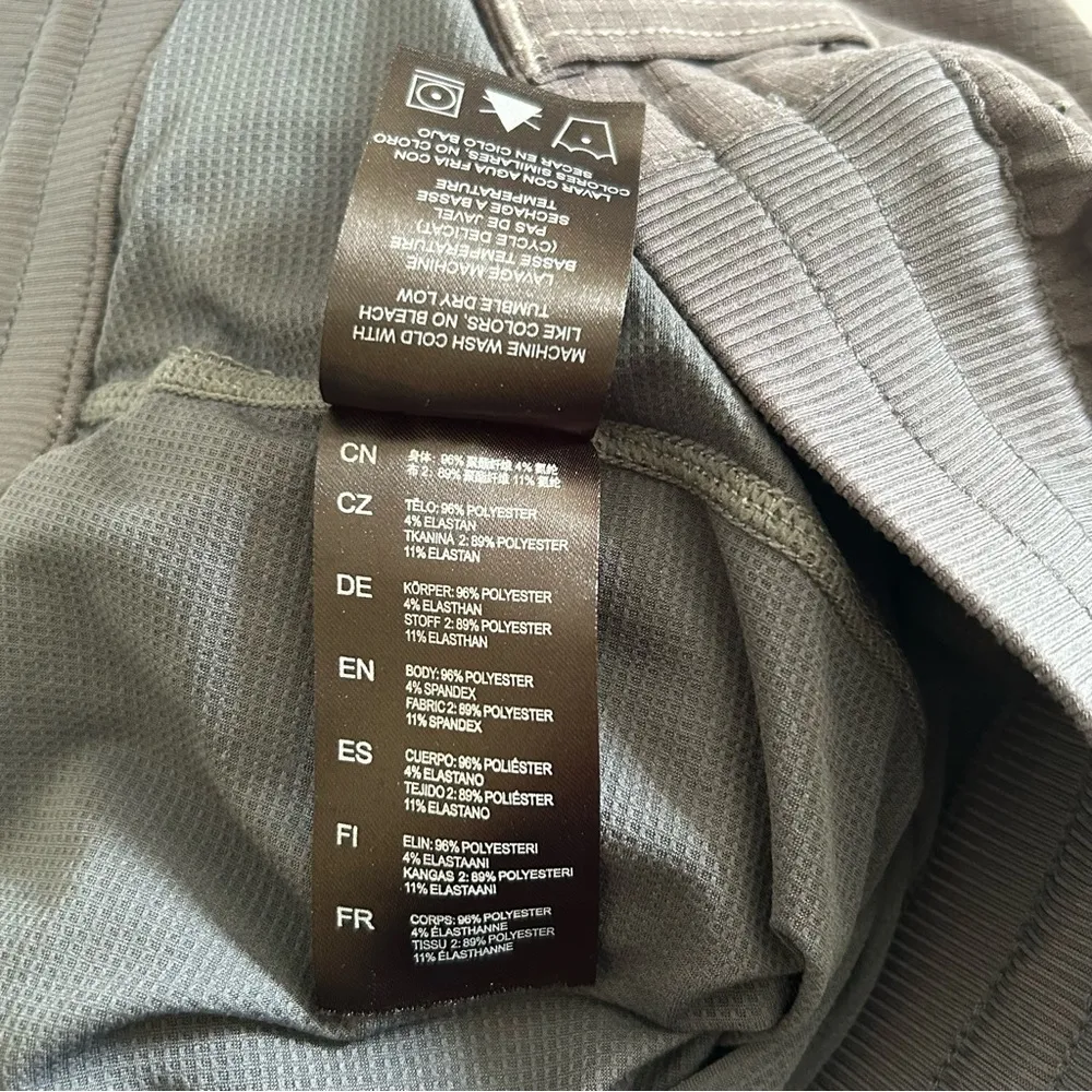 KÜHL Strattus Skort Skirt with Built-in Shorts in Grey Size 2 - Image 11