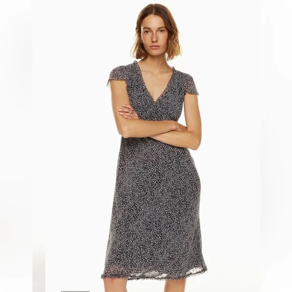 Wilfred Camelot Dress Navy White Floral Midi Cap Sleeve Medium Chiffon - Image 2