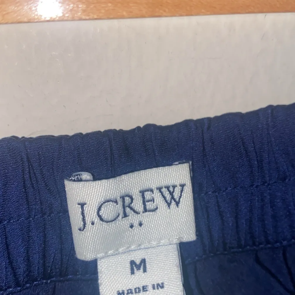 J. Crew Deep Blue Satin Skirt size M worn once - Image 2