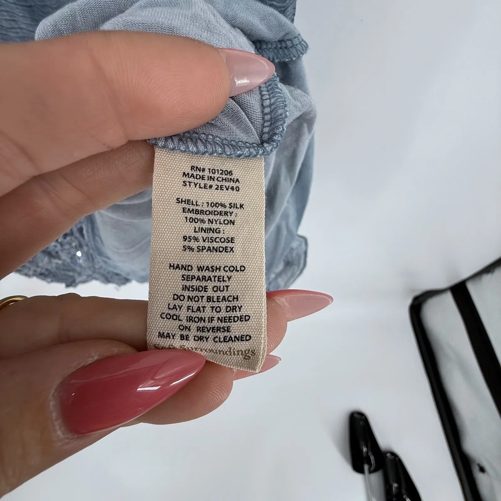 Soft Surroundings Blue Silk Embroidered Sequined Sleeveless V Neck Tunic M Fairy - Image 3