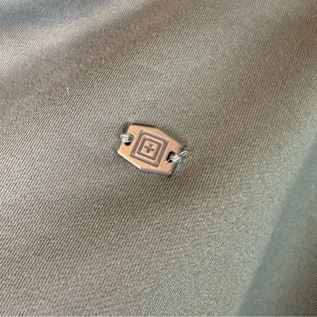 Women’s 5.11 Tactical Gray Reese 1/4 Zip Pullover Size XL - Image 4