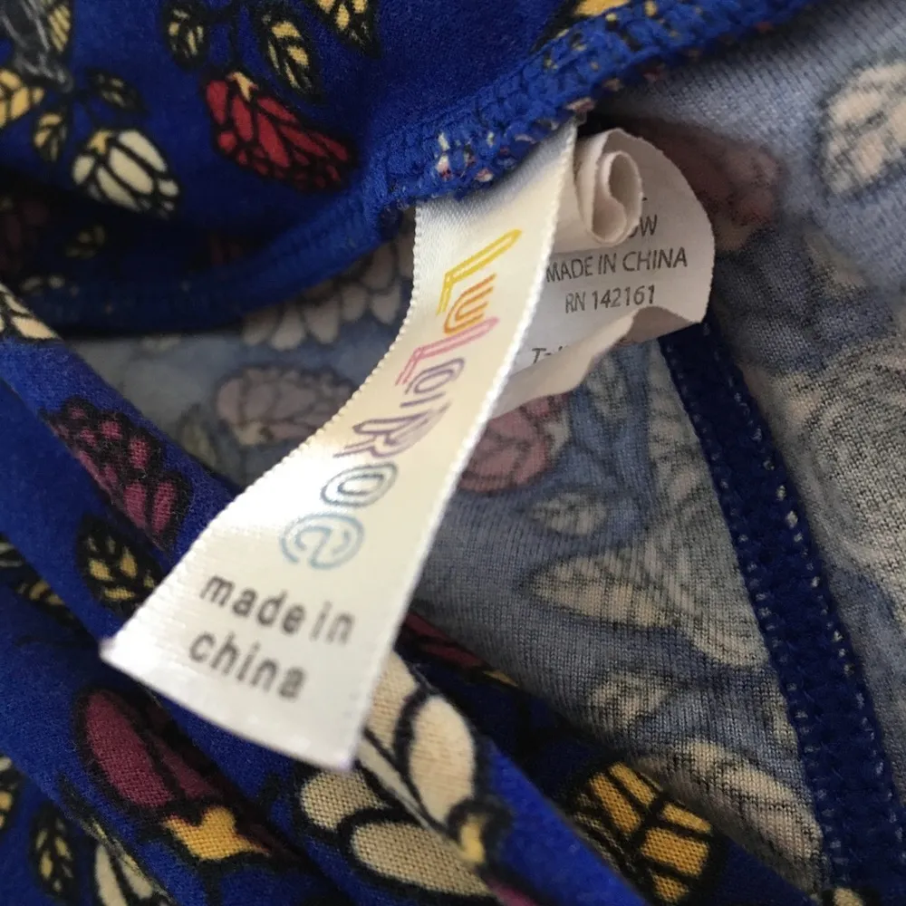 FINAL MARKDOWN Lularoe tall and curvy leggings - Image 4