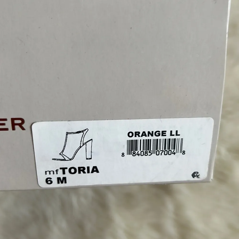 Marc Fisher Toria Heels - Image 6