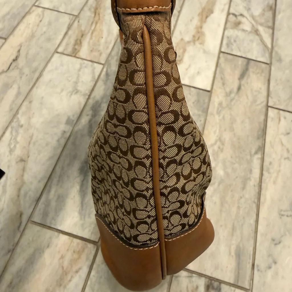 NEW Coach Brown and Tan Hobo Mini C Shoulder Bag 6617 Vintage w/tag - Image 10