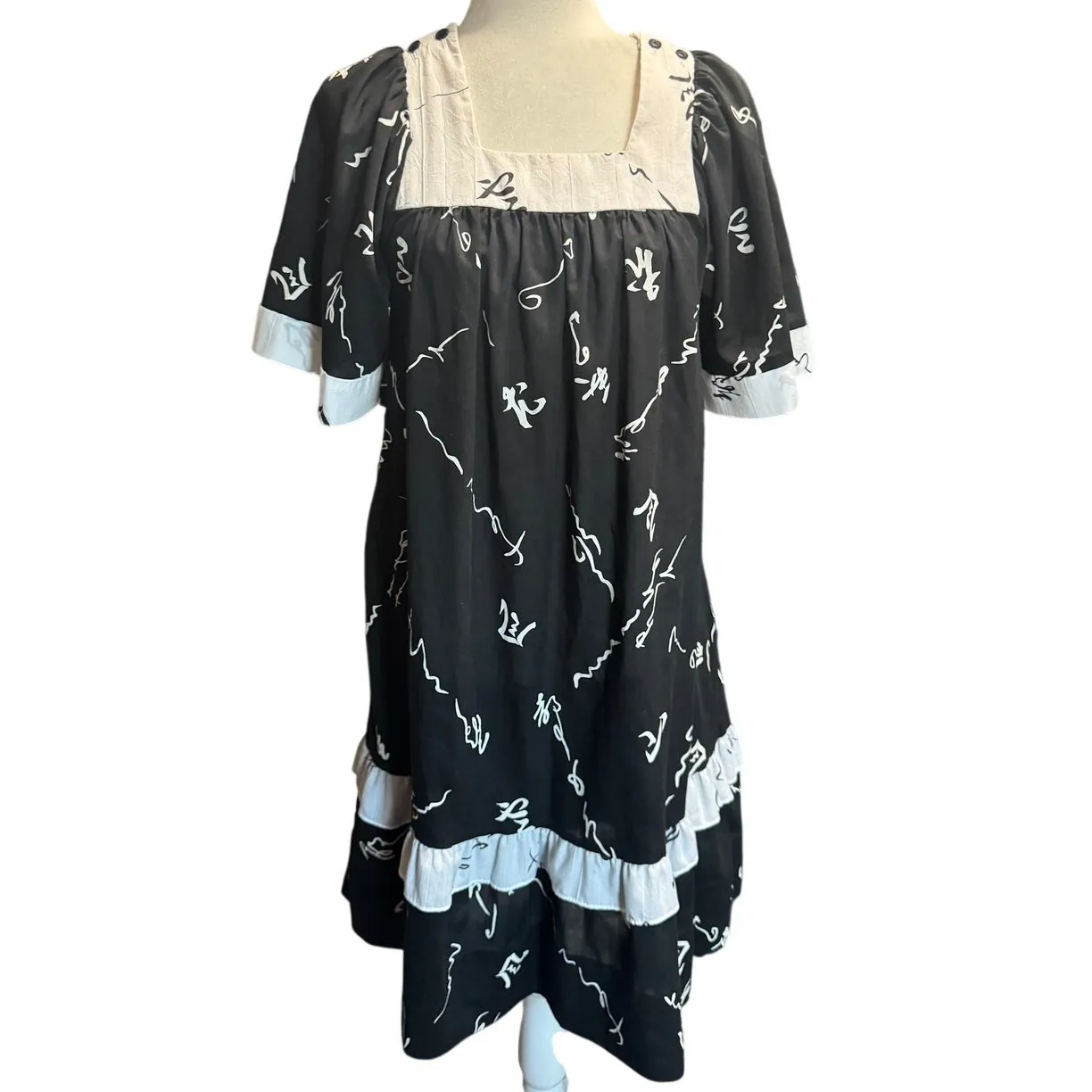 Vintage Hawaiian babydoll dress Sidan Hawaii for Liberty House Estimated Size M Black Size M - Image 2