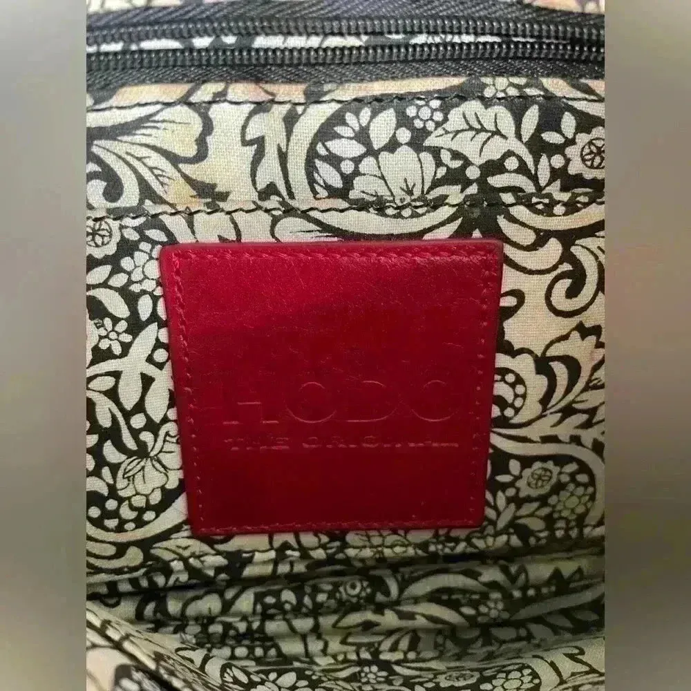 HOBO International Vida Wristlet Wallet Zip Clutch Distressed Leather Black - Image 5