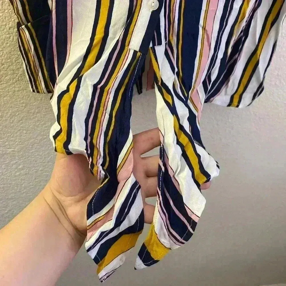 💥Sienna Sky Women Stripped Multicolor Retro Vibes Button Down Top M - Image 7