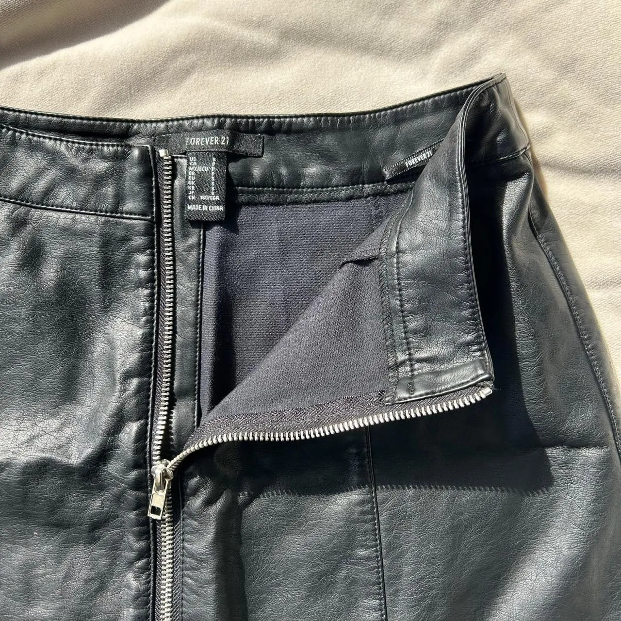 Faux leather skirt - Image 2