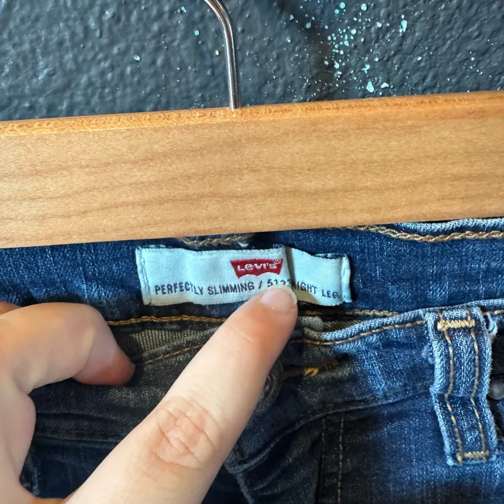 Levi's Dark Wash 512 Perfectly Slimming Straight Leg Jeans Size 8 - Image 2